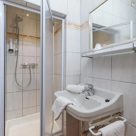 Haus Tirol 호텔