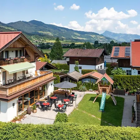호텔 Haus Tirol 2*