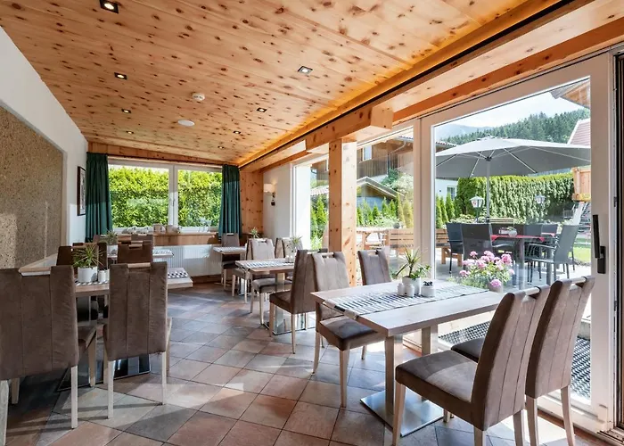 Haus Tirol Ξενοδοχείο 2*